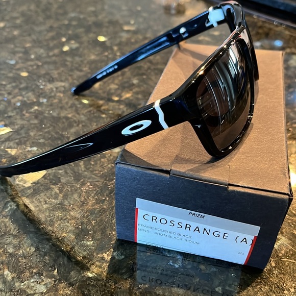 Oakley CrossRange black prizm sunglasses - Picture 9 of 12